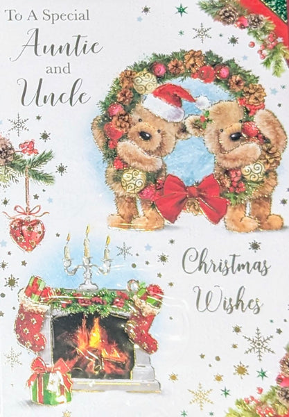Auntie & Uncle Christmas - Cute Wreath & Fireplace